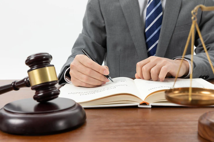paper size in court
